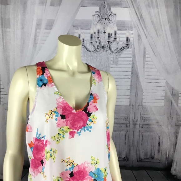 BISOU BISOU Spring Floral Top - Picture 2 of 4